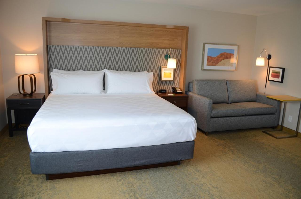 Holiday Inn Edmonton South - Evario Events By Ihg Habitación foto